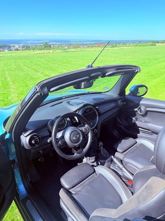 Używany Mini Cooper 136 KM (100 kW) 2016 Zielony Hatchback