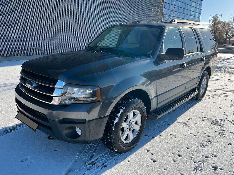Grau Gebraucht 2015 Ford Expedition SUV | 29.900 € - Bild 1/4