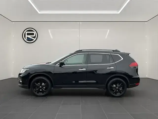 Gebraucht Nissan X-Trail 158 PS (116 kW) 2021 Black pearl (metallic) SUV