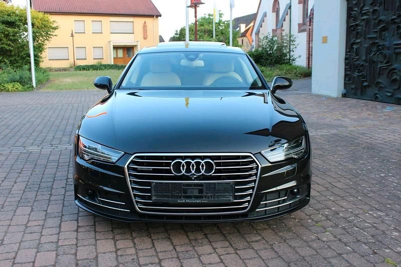 Schwarz Gebraucht 2016 Audi A7 Business Kleinwagen | 28.900 € (Guter Preis) - Bild 1/4