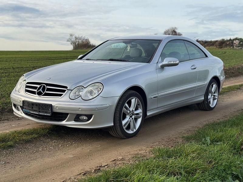 Silber Gebraucht 2006 Mercedes CLK200 Avantgarde Coupé | 5.500 € (Superpreis) - Bild 1/4