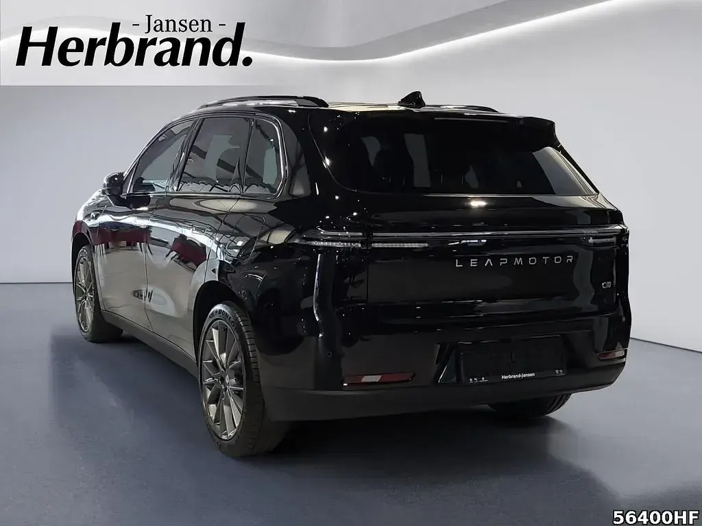 Neu Leapmotor C10 215 PS (158 kW) 2025 Black metallic SUV