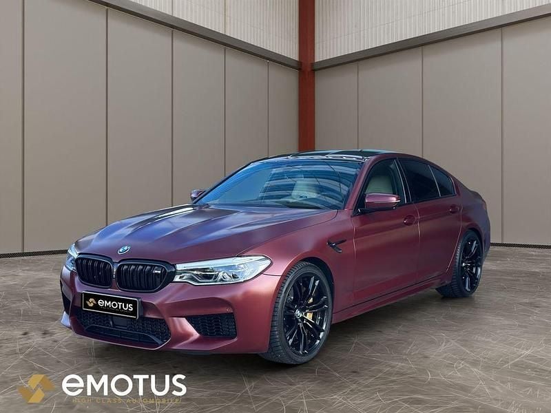 Rot Gebraucht 2018 BMW M5 Performance Limousine | 55.400 € (Fairer Preis) - Bild 1/4