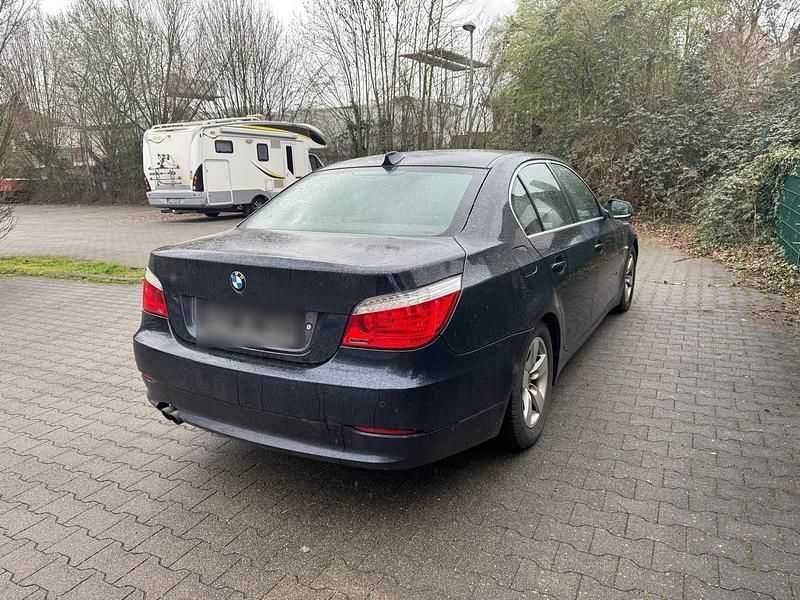 Gebraucht BMW 523 190 PS (139 kW) 2009 Limousine