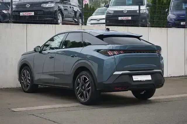 Gebraucht Peugeot 3008 145 PS (106 kW) 2025 Ingaroblaumet. SUV