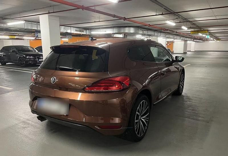 Gebraucht VW Scirocco Allstar 150 PS (110 kW) 2017 Braun Coupé
