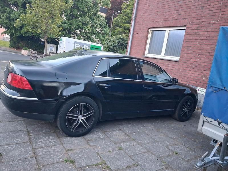 Usata VW Phaeton 245 CV (180 kW) 2008 Nero Berlina