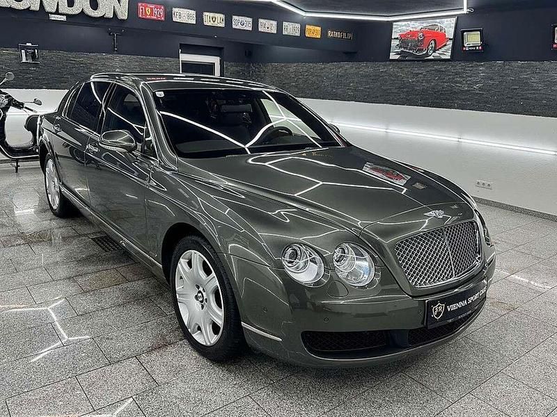 Gebraucht Bentley Continental Flying Spur 559 PS (411 kW) 2005 Grau Limousine