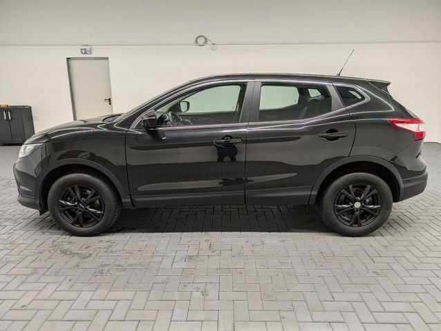 Gebraucht Nissan Qashqai 116 PS (85 kW) 2017 Schwarz (schwarzmet.) SUV