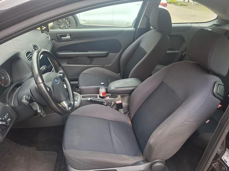 Gebraucht Ford Focus 145 PS (106 kW) 2006 Schwarz Limousine