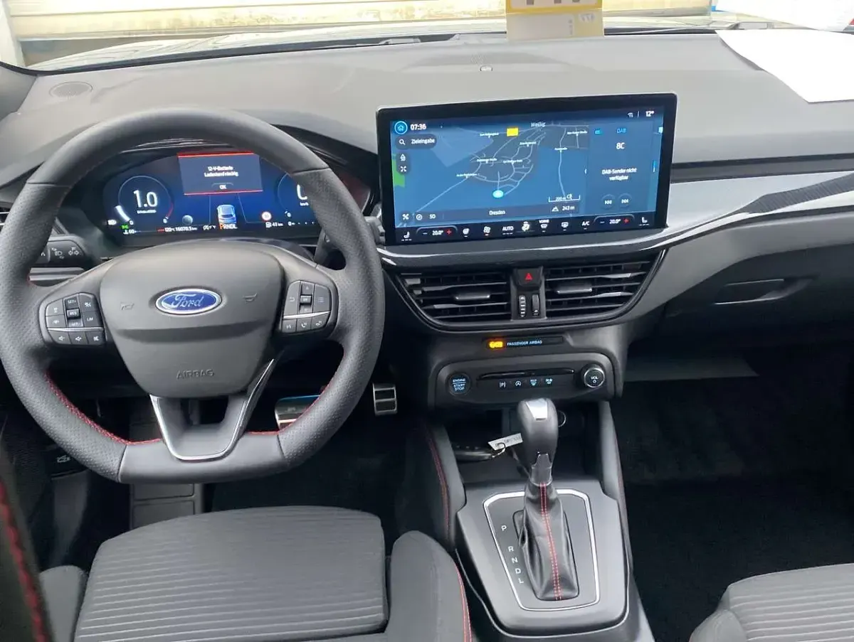 Gebraucht Ford Focus ST-Line X 155 PS (114 kW) 2025 Schwarz Kombi