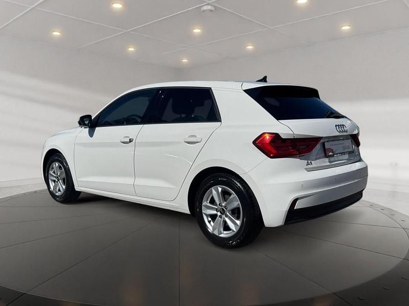 Gebraucht Audi A1 Sportback Ambiente 95 PS (69 kW) 2023 Cortinaweiß Kleinwagen