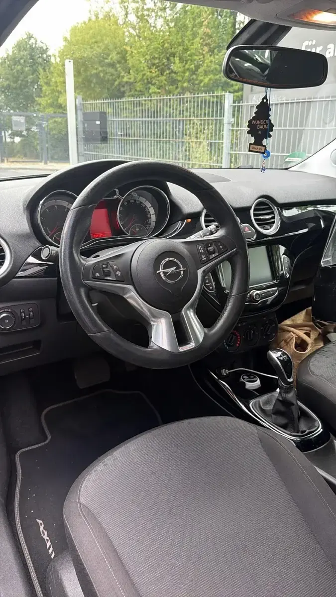 Gebraucht Opel Adam 87 PS (63 kW) 2017 Kleinwagen