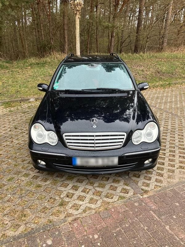Gebraucht Mercedes C320 224 PS (164 kW) 2005 Blau Kombi
