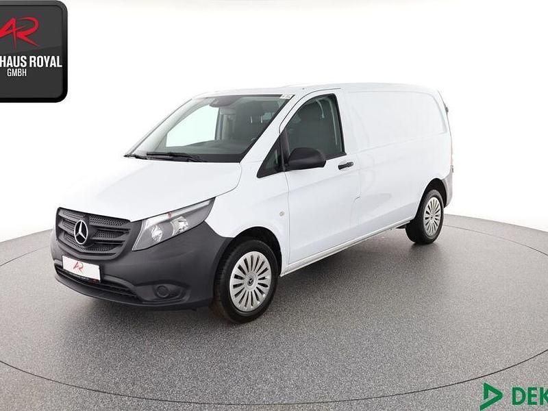 Weiß Gebraucht 2020 Mercedes Vito Van | 27.880 € (Superpreis) - Bild 1/4