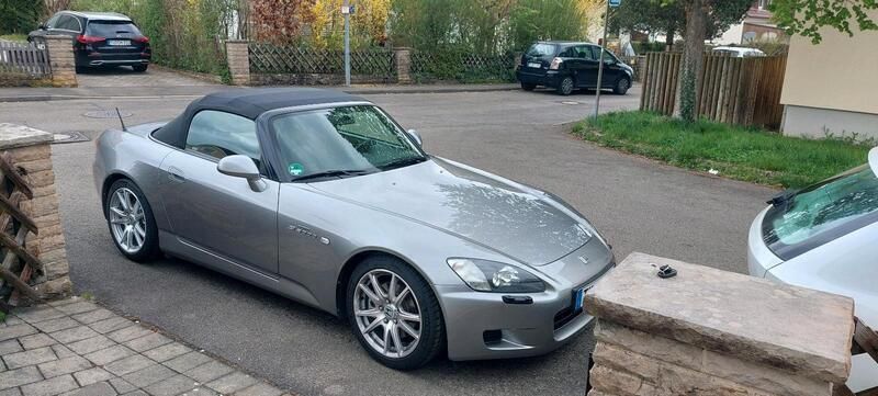 Grau Gebraucht 2000 Honda S 2000 S Cabrio | 36.500 € (Teuer) - Bild 1/4