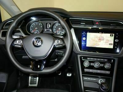 Gebraucht VW Touran Join 150 PS (110 kW) 2019 Schwarz metallic Van / Kleinbus