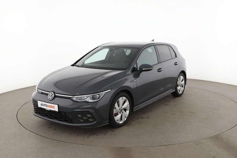 Grau Gebraucht 2022 VW Golf VIII GTD Limousine | 28.150 € (Fairer Preis) - Bild 1/4