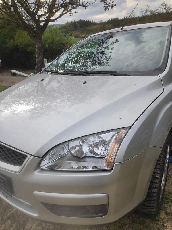 Second-hand Ford C-MAX 101 CP (74 kW) 2007 Argintiu Monovolum