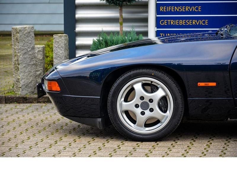 Gebraucht Porsche 928 349 PS (256 kW) 1992 Blau (metallic) Coupé