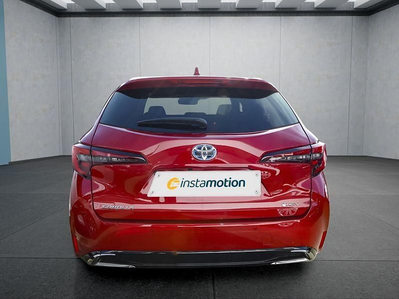 Neu Toyota Corolla 178 PS (130 kW) 2025 Rot Kombi