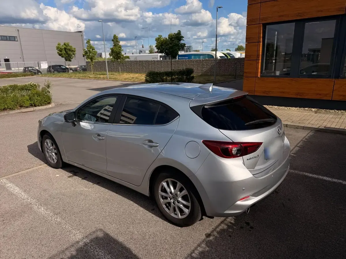 Gebraucht Mazda 3 Exclusive-Line 122 PS (89 kW) 2019 Silber Limousine