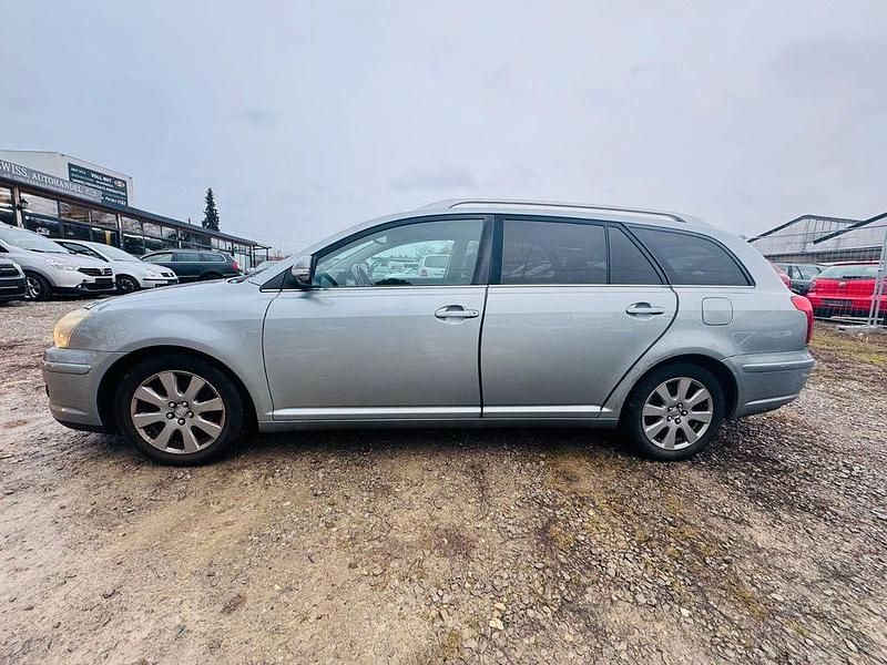 Gebraucht Toyota Avensis Travel 129 PS (94 kW) 2007 Kombi