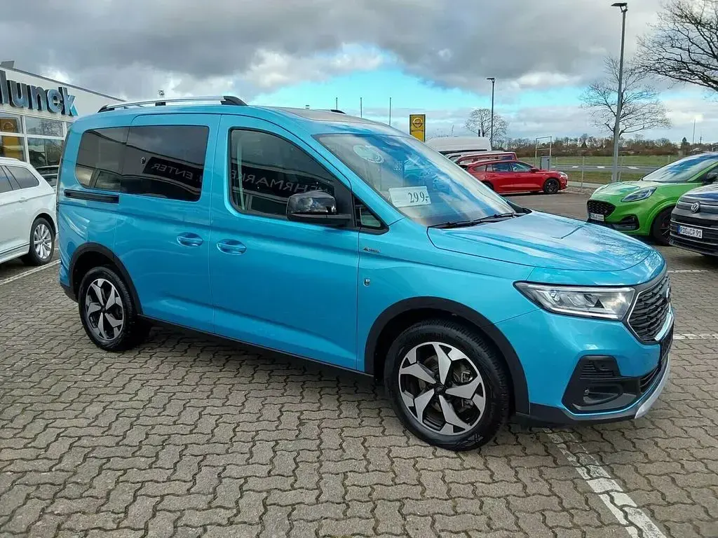 Gebraucht Ford Tourneo Connect Active 122 PS (89 kW) 2024 Blau Van / Kleinbus