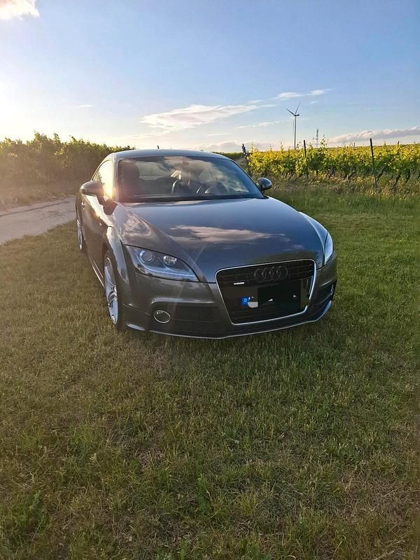 Grau Gebraucht 2012 Audi Coupé S-Line Coupé | 17.900 € - Bild 1/4