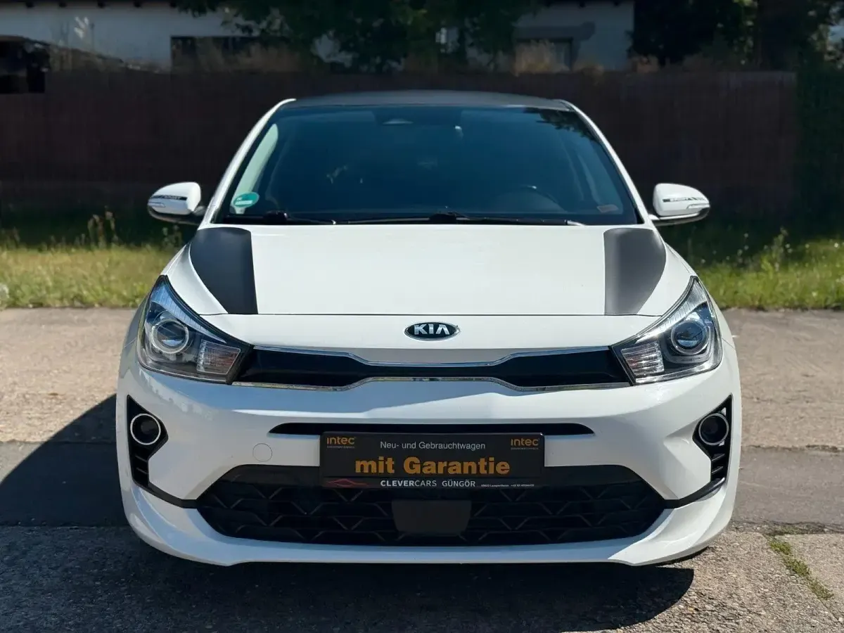 Gebraucht Kia Rio Sport 84 PS (61 kW) 2020 Weiß Limousine