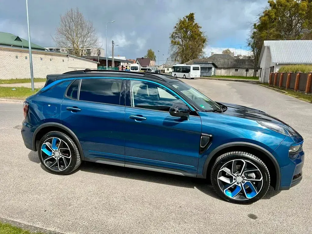 Gebraucht Lynk & Co 01 179 PS (131 kW) 2022 Blau SUV
