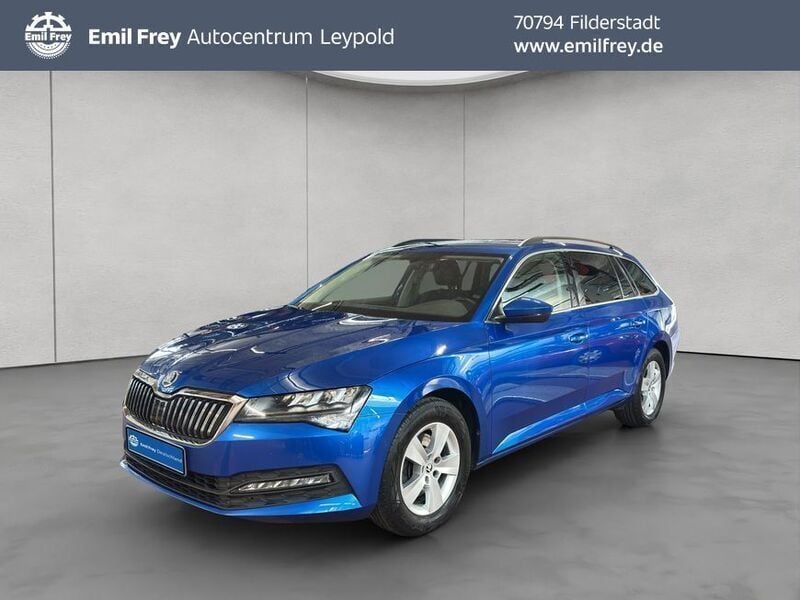 Blau met. Gebraucht 2022 Skoda Superb Ambition Kombi | 19.890 € (Fairer Preis) - Bild 1/4