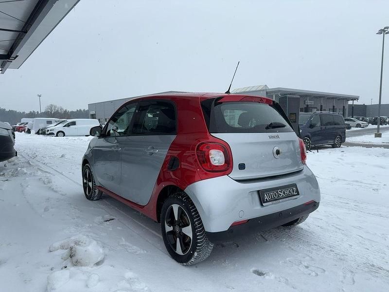 Gebraucht Smart ForFour Electric Drive 60 kW (82 PS) 2021 Silber Limousine