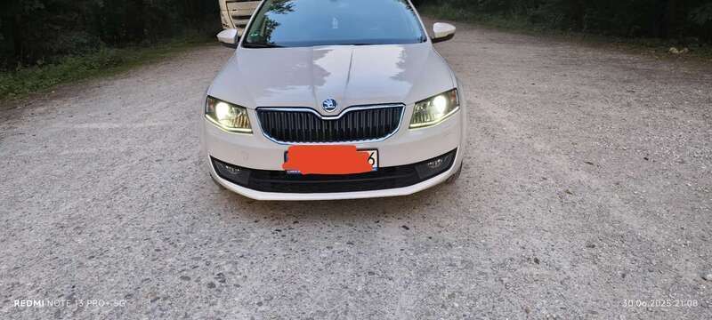 Gebraucht 2013 Skoda Octavia Elegance Kombi | 8.200 € (Superpreis) - Bild 1/4