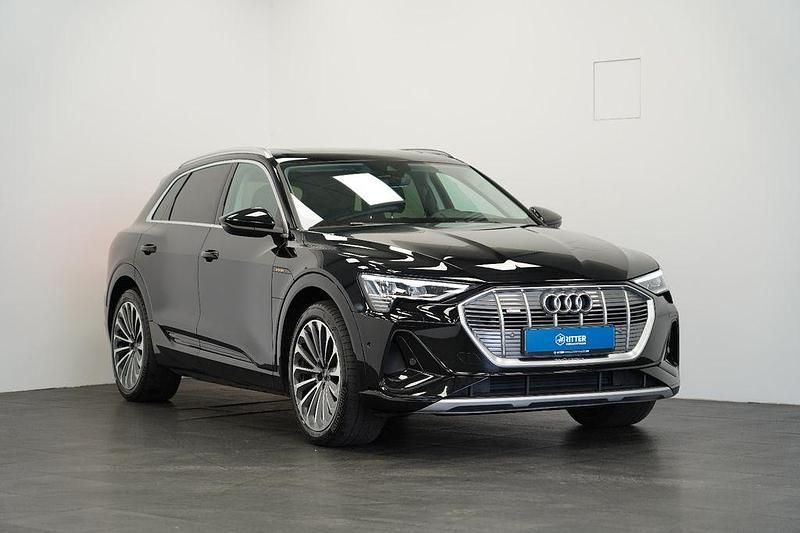 Gebraucht Audi e-tron S-Line 300 kW (408 PS) 2022 Schwarz SUV