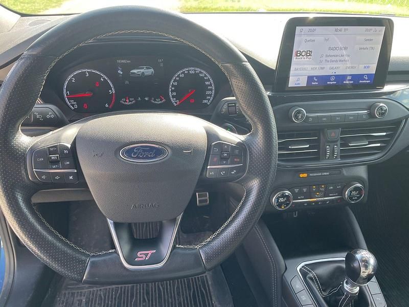 Usata Ford Focus ST 190 CV (139 kW) 2020 Blu Station wagon