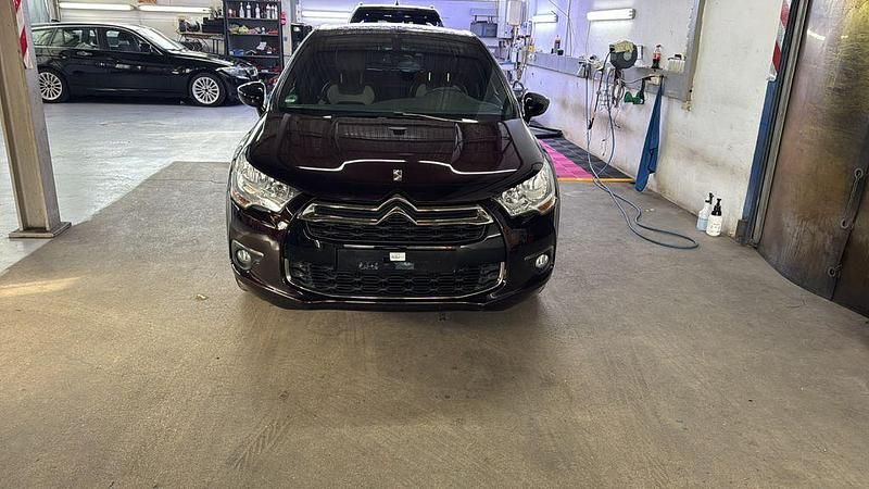 Gebraucht Citroën DS4 Urban Show 120 PS (88 kW) 2014 Violet Kleinwagen