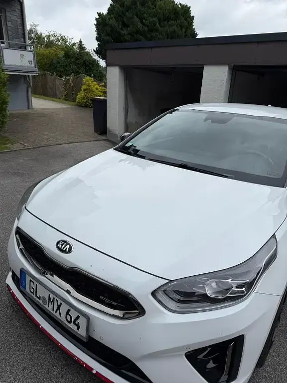 Gebraucht Kia Ceed GT GT 204 PS (150 kW) 2020 Weiß Limousine