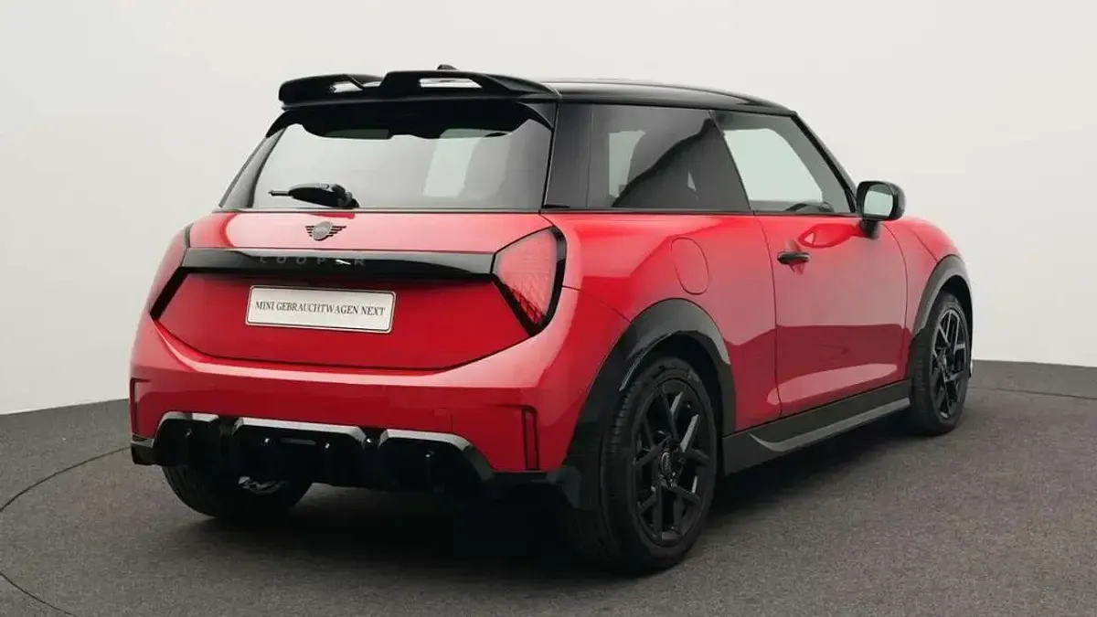 Gebraucht Mini John Cooper Works 156 PS (114 kW) 2025 Rot Kleinwagen