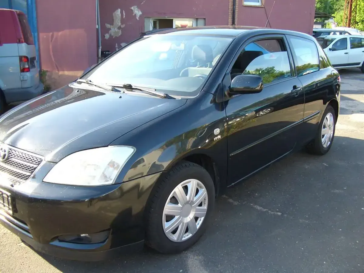 Gebraucht Toyota Corolla 97 PS (71 kW) 2003 Other Limousine