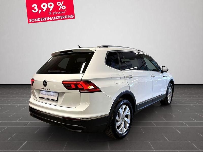 Gebraucht VW Tiguan Allspace Life 150 PS (110 kW) 2022 Pure white SUV