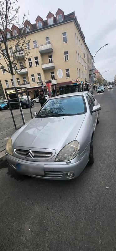 Gebraucht Citroën Xsara 110 PS (80 kW) 2004 Grau Limousine