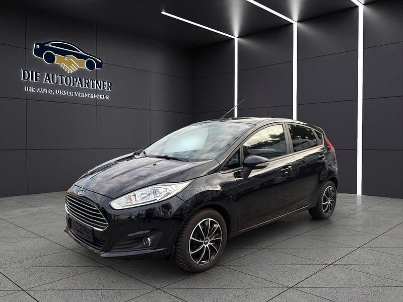 Gebraucht Ford Fiesta Trend 80 PS (58 kW) 2015 Schwarz Limousine