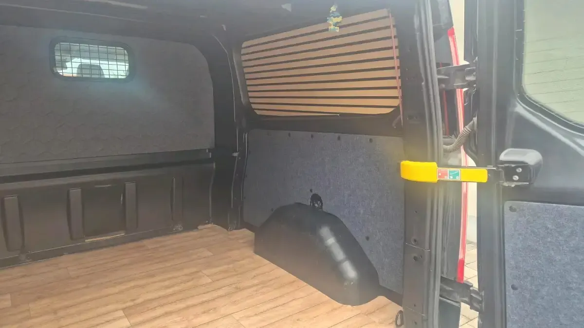 Gebraucht Ford Transit Custom 131 PS (96 kW) 2018 Schwarz Van / Kleinbus