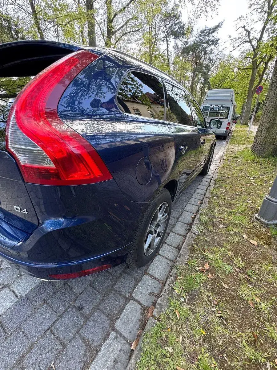 Usata Volvo XC60 Ocean Race 190 CV (139 kW) 2015 Blu SUV