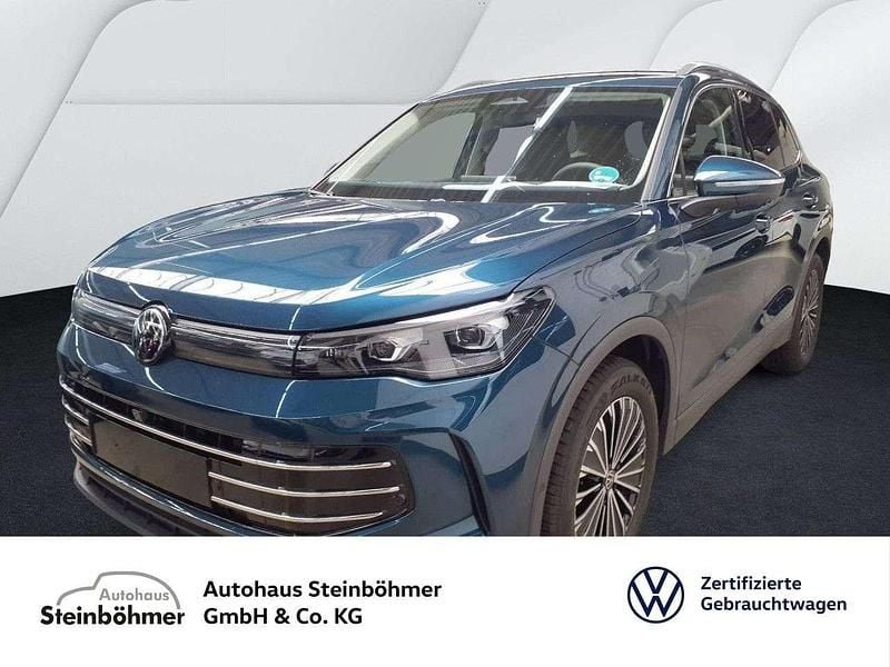Night blue (blau) Gebraucht 2024 VW Tiguan Elegance SUV | 35.935 € (Etwas zu teuer) - Bild 1/4