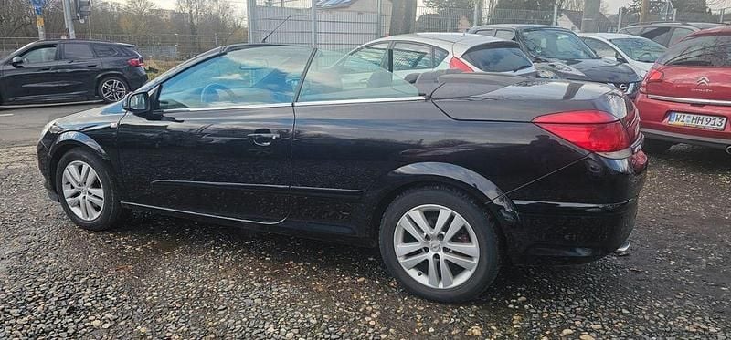 Gebraucht Opel Astra Cabriolet 140 PS (102 kW) 2008 Schwarz Cabrio