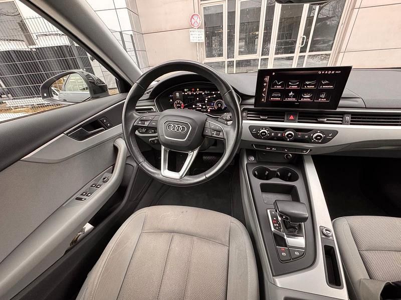 Gebraucht Audi A4 Advanced Plus 163 PS (119 kW) 2021 Schwarz Kombi