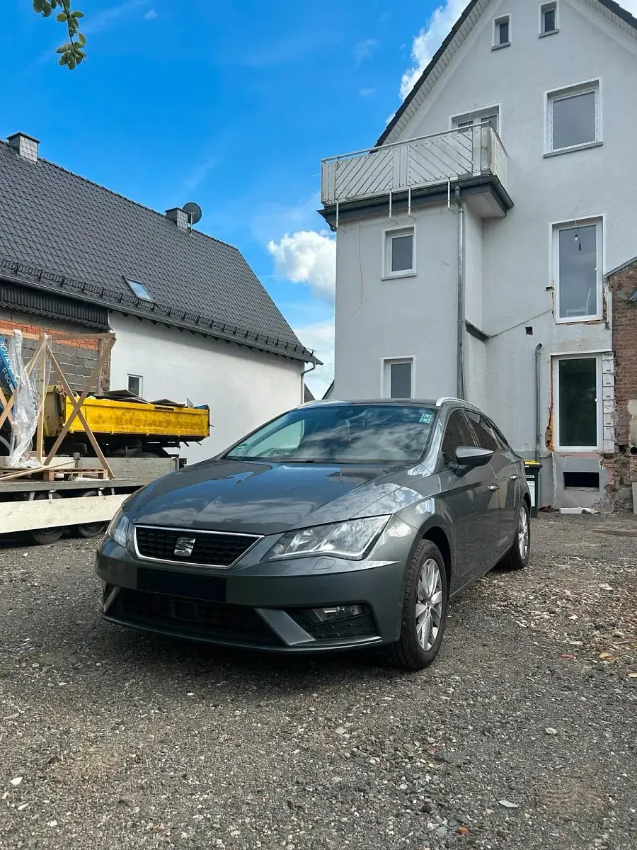 Gebraucht Seat Leon 116 PS (85 kW) 2018 Grau Kombi