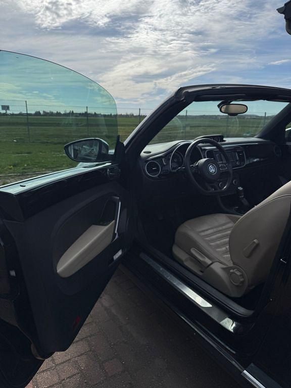 Gebraucht VW Beetle 105 PS (77 kW) 2014 Schwarz Kleinwagen